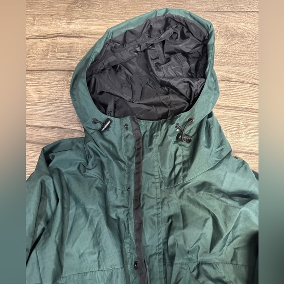 Timberland Men's Forest Green Raincoat - Picture 3 of 8
